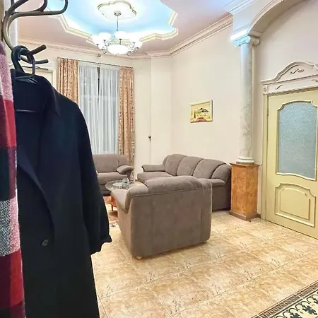 Great One Bed Right Near Opera House Apartment *