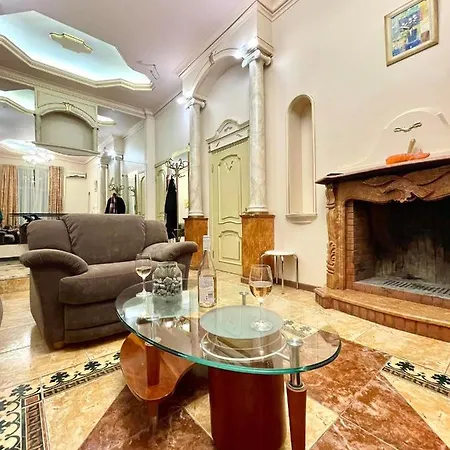 Great One Bed Right Near Opera House Apartment *