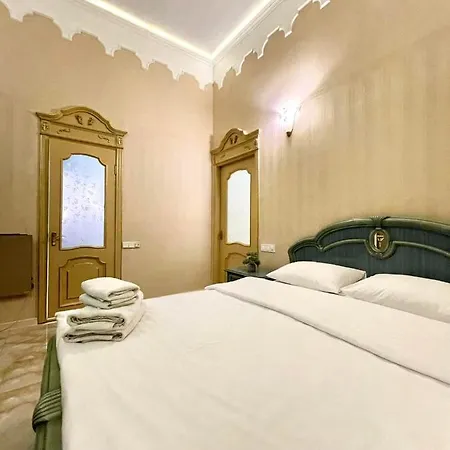 Апартаменти Great One Bed Right Near Opera House Київ